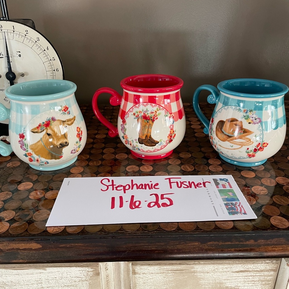 THE PIONEER WOMAN Charming Farmhouse Animal Mugs Set